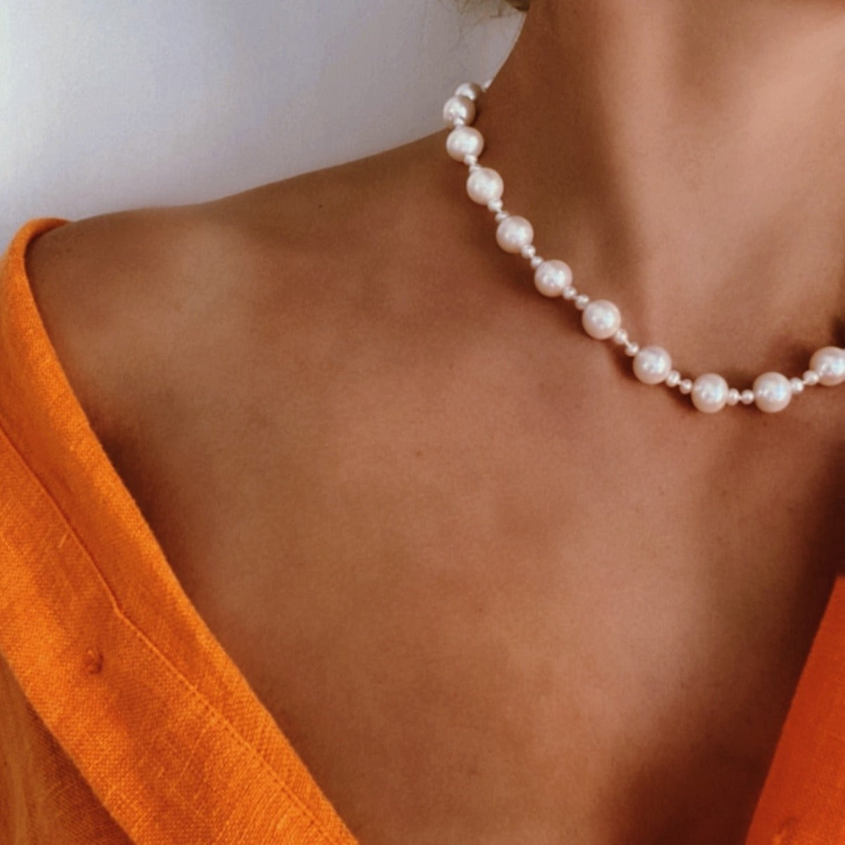 Round Mix Pearl Necklace