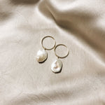 Solitair Keshi Petal Pearl Earrings